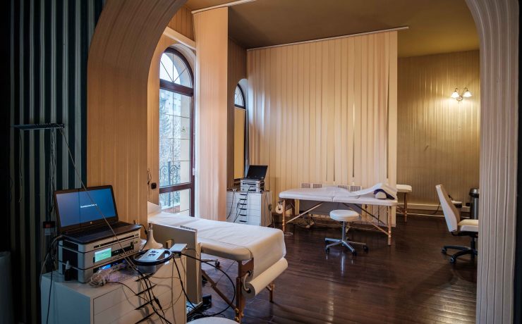 generație Transilvania Healing - Pionieri în Inovație și Tehnologie Medicală Avansată